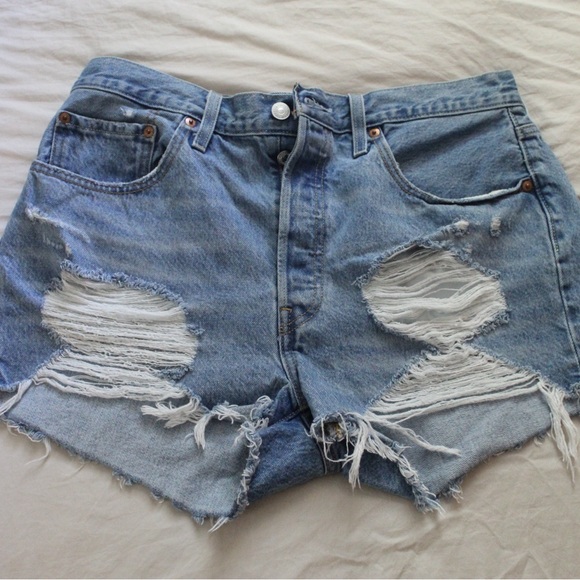 501 ORIGINAL FIT HIGH RISE WOMEN'S SHORTS - Picture 1 of 7